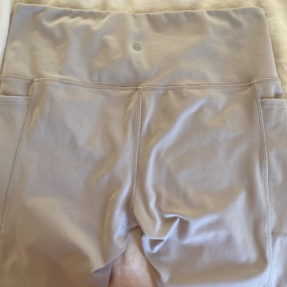 Danskin Lavender Workout Pants - Picture 4 of 5